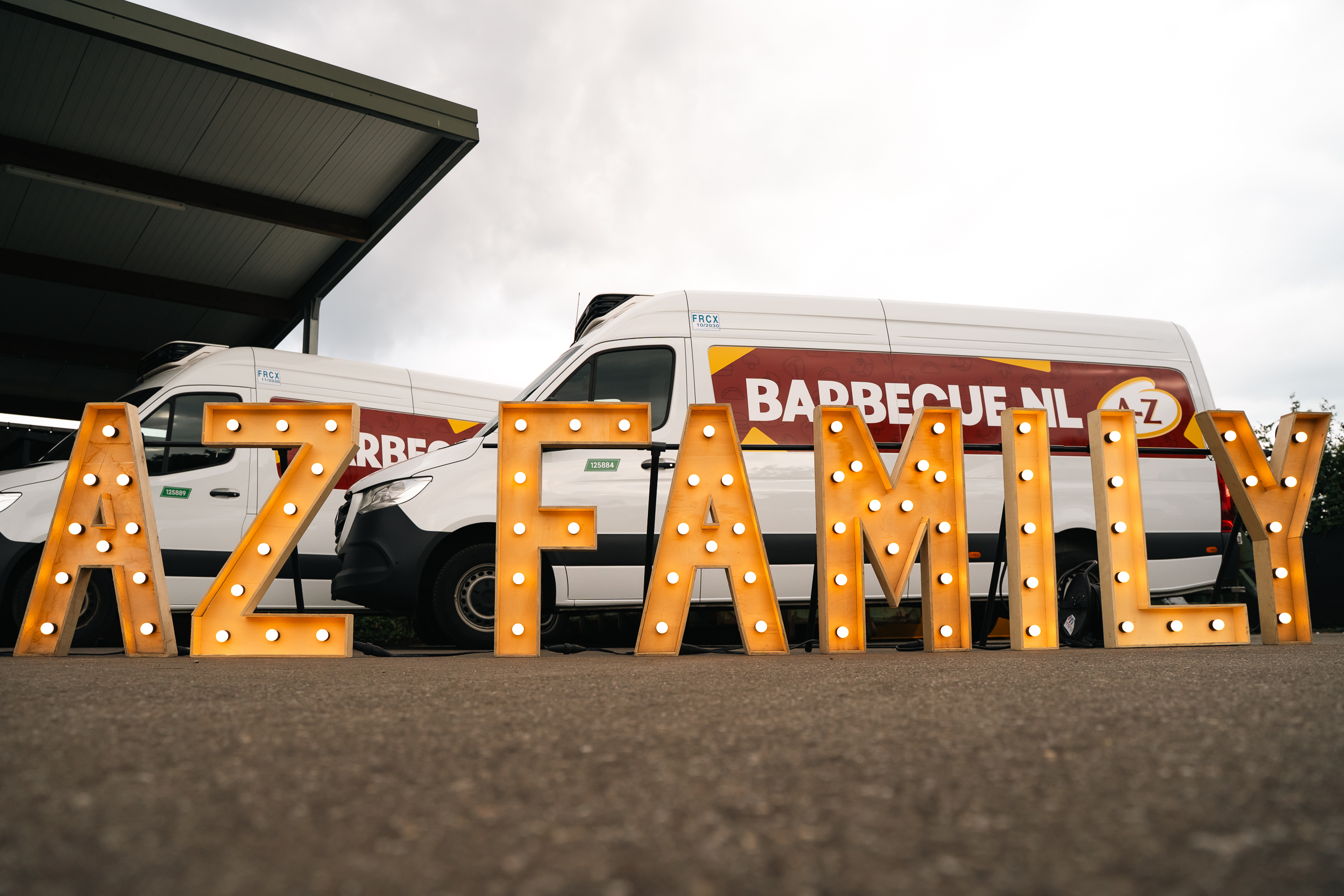 Spontane bijklets-BBQ